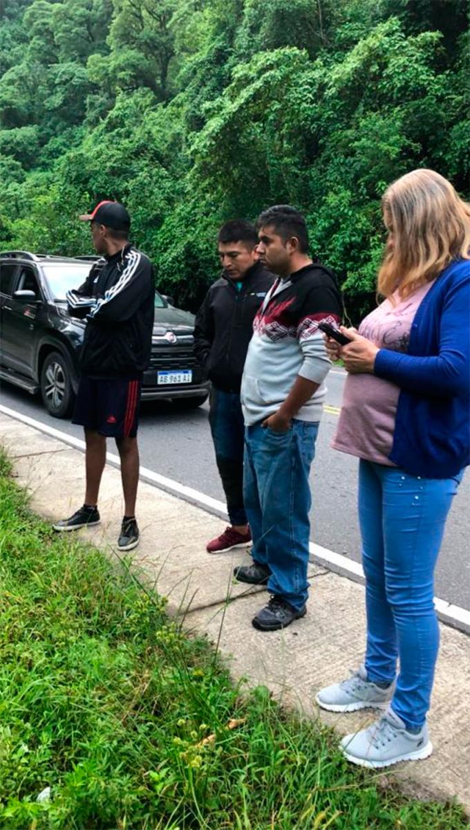 Largas filas de autos y hasta un accidente en la reapertura del camino a Tafí del Valle