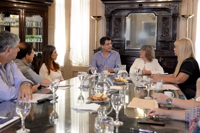 El Gobierno provincial ultima detalles para la implementación de la Tarjeta Alimentar