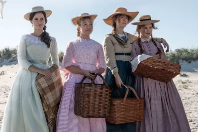 Crítica de Mujercitas: la actualización respetuosa de una novela mítica