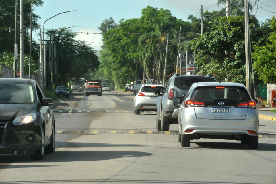 LÍMITES DE VELOCIDAD. Los lomos de burro en las primeras cuadras de la Solano Vera.