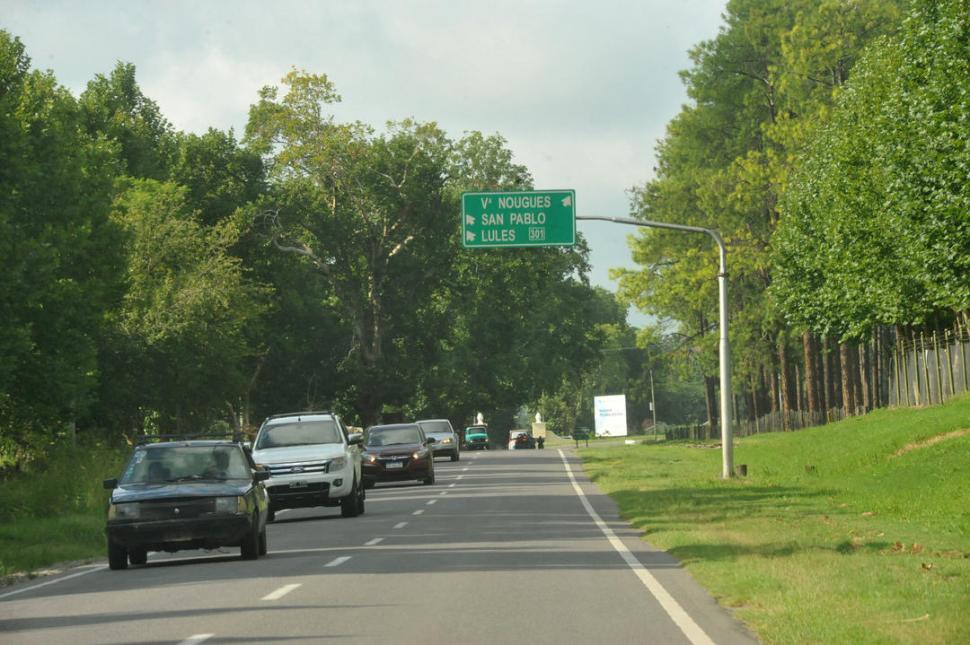 RUTA 338. La continuación de la Solano Vera en el acceso a San Pablo. 