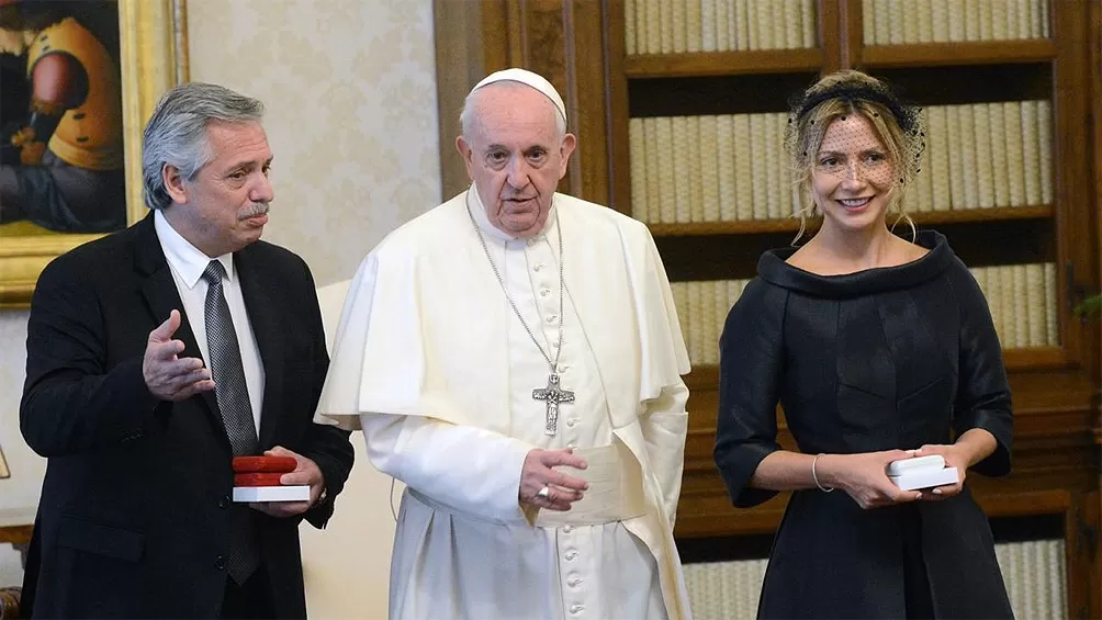 Alberto Fernández, Francisco y Fabiola Yáñez. Foto de TÉLAM.