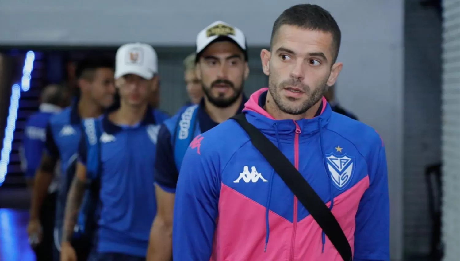 El jugador volverá a estar alejado de las canchas. FOTO TOMADA DE TWITTER.COM/VELEZ