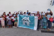 Unos 50 deudores se manifestaron para exigir el congelamiento