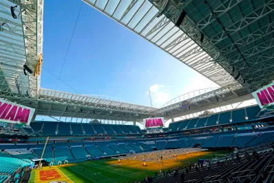 Jennifer Lopez y Shakira recordarán a Kobe Bryant en el Super Bowl