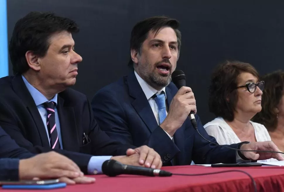 DIÁLOGO. Trotta, ministro de Educación nacional, celebró el retorno de la convocatoria nacional. télam