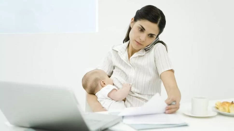 JUNTOS.Las salas de lactancia permiten a las mujeres trabajar y amamantar.  