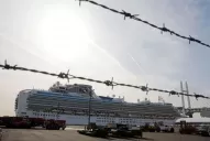 Detectan 60 nuevos casos de coronavirus en el crucero donde se contagió un argentino