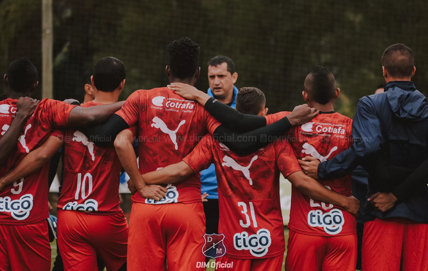 El DT, Aldo Bobadilla, trata de mantener al plantel unido, tras la derrota del fin de semana.