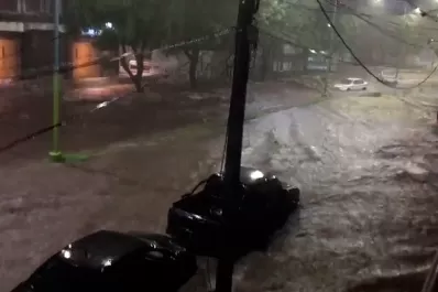 El agua entró a sus casas: el drama de los tucumanos que perdieron sus pertenencias