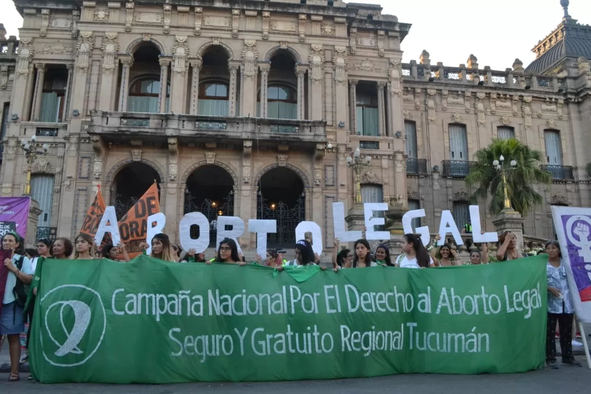 FOTO FACEBOOK ABORTO LEGAL TUCUMÁN