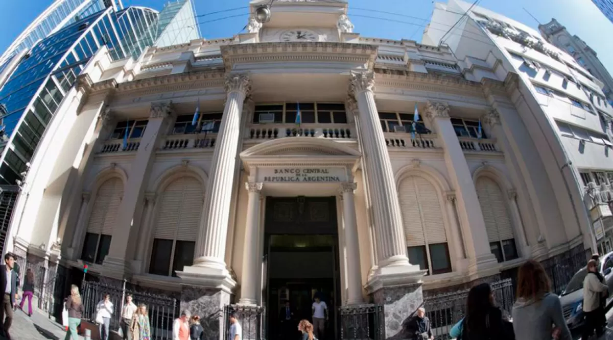 El Banco Central puso un tope a las tasas de los bancos