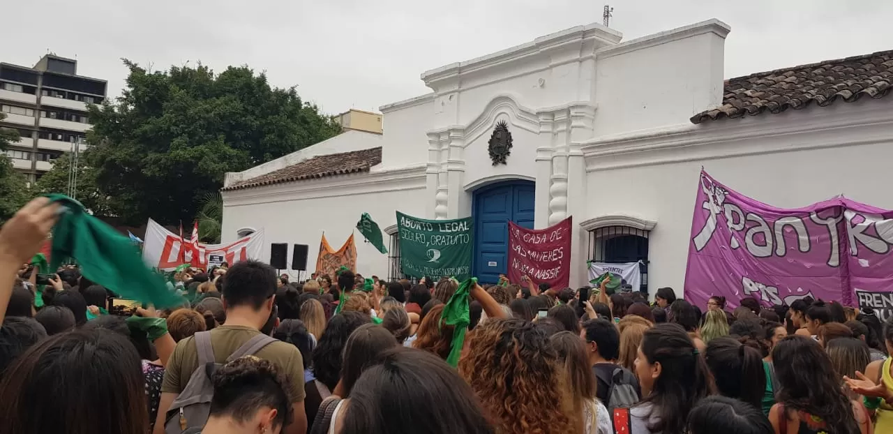 Pañuelazo en casa Histórica / LAGACETA