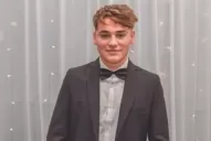 Uno de los rugbistas se quejó porque lo tuvieron despierto desde las 5, esposado y sin comer