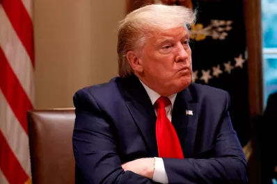 ¡Tantas películas geniales y la ganadora es de Corea!, dijo Trump sobre los Oscar