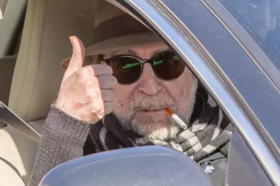 Joaquín Sabina recibió el alta hospitalaria tras la operación por su caída