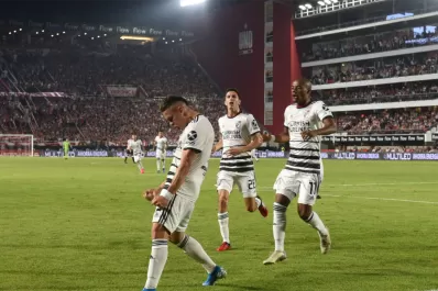 River ganó a Estudiantes y volvió a despegarse de Boca en la cima de la Superliga