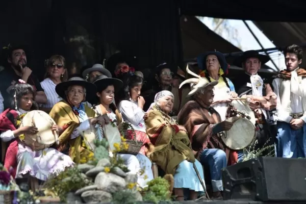 La nueva Pachamama pidió unión a los políticos