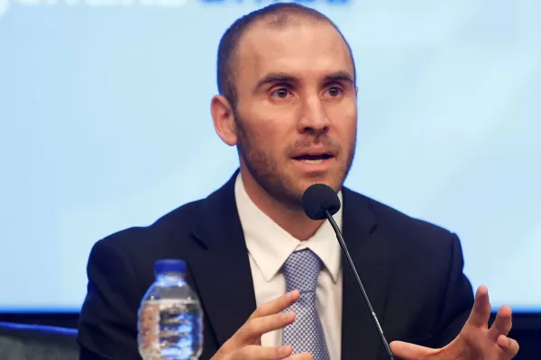 Cómo fue la reunión entre Guzmán y los directivos del FMI