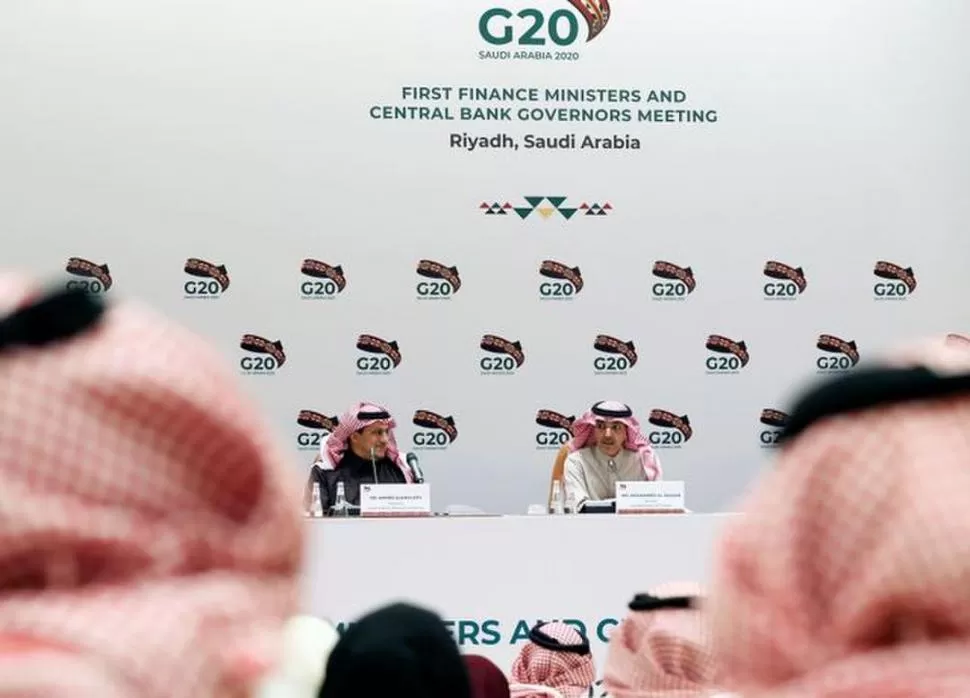  EN RIAD. La agenda del G-20 se vio modificada por la irrupción del virus en la segunda potencia económica.