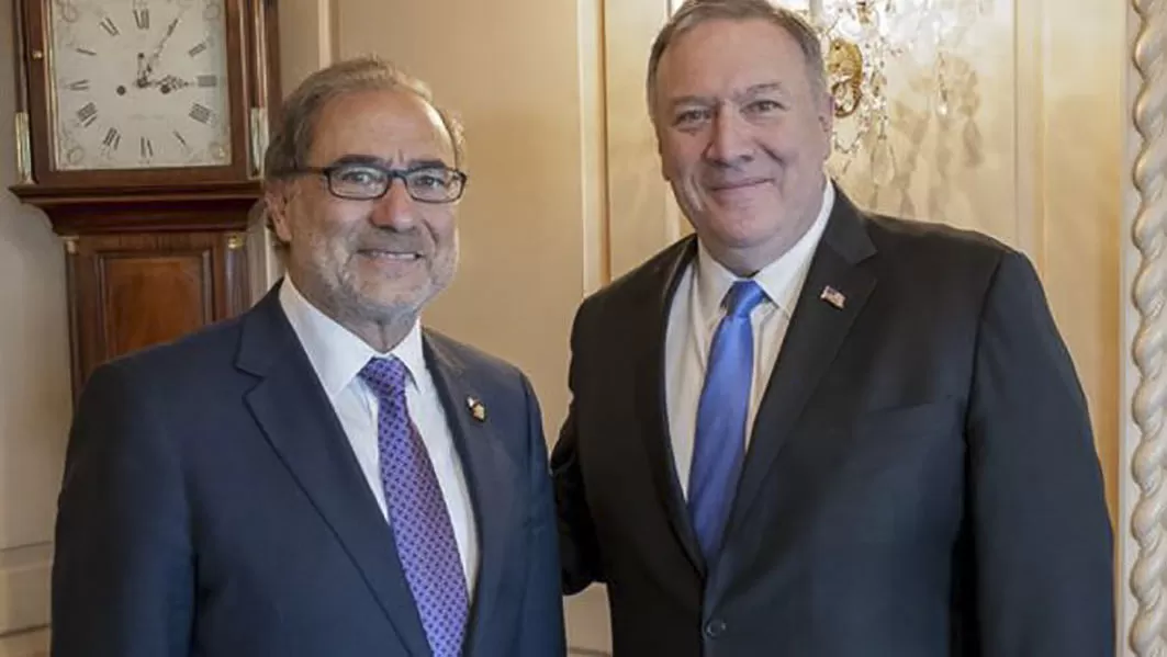 Washington: El Embajador argentino en los Estados Unidos, Jorge Argüello, mantuvo hoy una reunión con el secretario de Estado de ese país, Mike Pompeo, en la cual se analizó la relación bilateral y la situación regional.