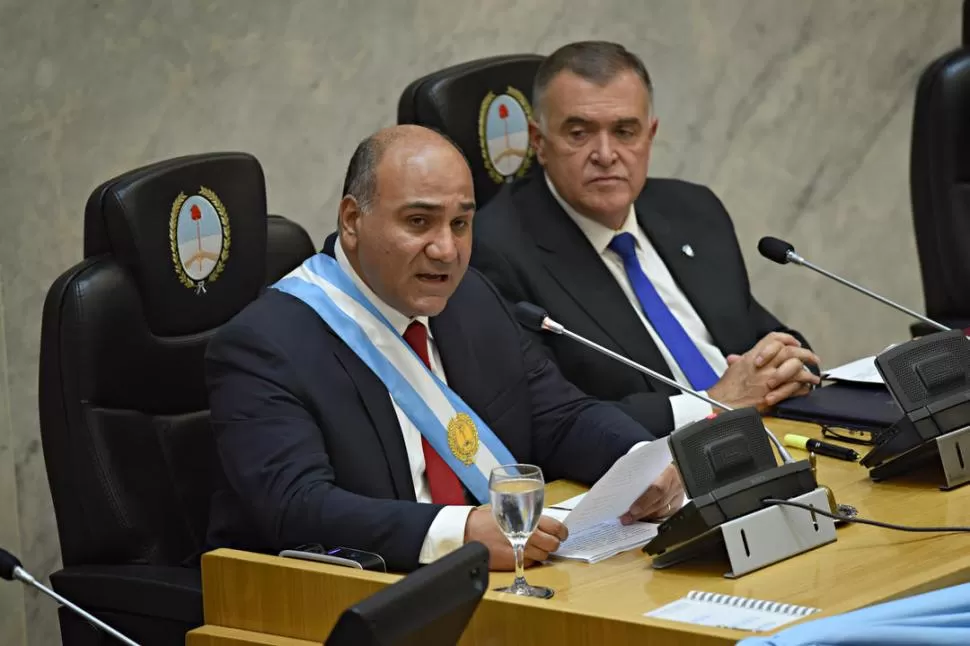  EN 2019. En el acto de apertura del año pasado, los jefes centrales del discurso de Manzur fueron el estado de las cuentas públicas, la situación del sector privado, las políticas aplicadas en educación y los índices del área de salud. El mensaje duró una hora y media. LA GACETA/FOTO DE JUAN PABLO SÁNCHEZ NOLI