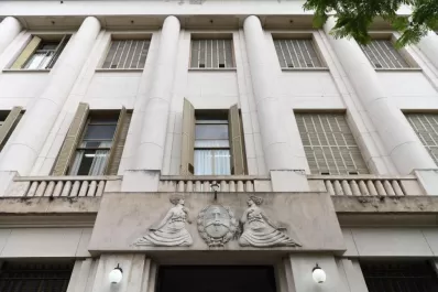 Sigue la sangría en Tribunales: Manzur acepta la renuncia a una decena de jueces