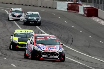 Por el coronavirus, aceleran casi en soledad en San Luis