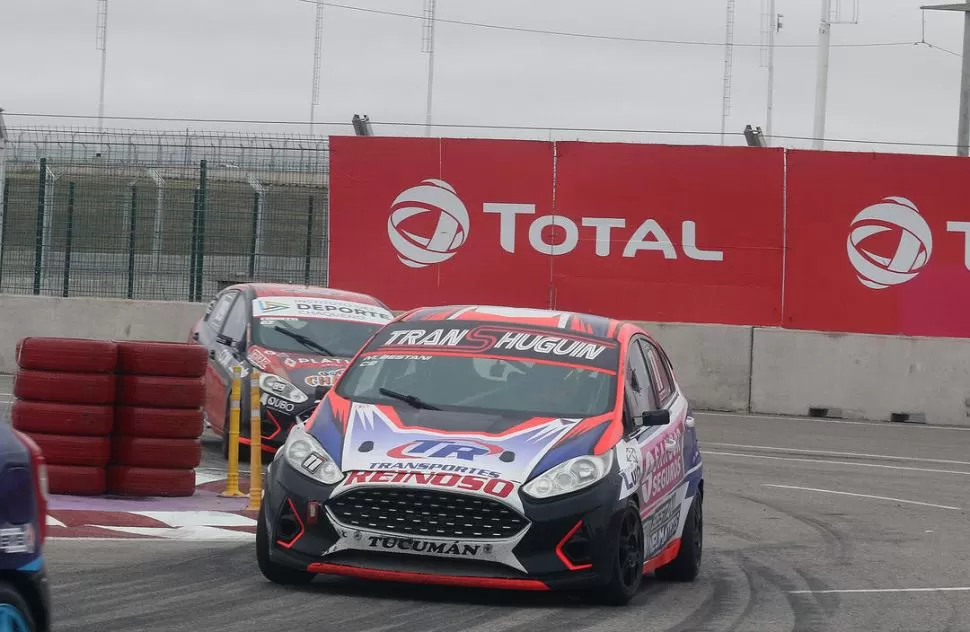 NO PUDO SER. El Ford de Facundo Rotondo perdió rendimiento al final. GDG MOTORSPORT 