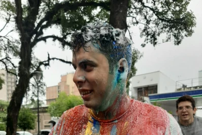 Un joven tucumano se graduó y ahora espera el saludo que le había prometido el Presidente