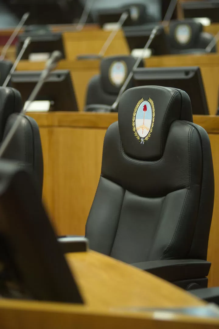 AL RECINTO. Los legisladores deberán ocupar las bancas a partir de las 8.30. la gaceta / foto de juan pablo sánchez noli