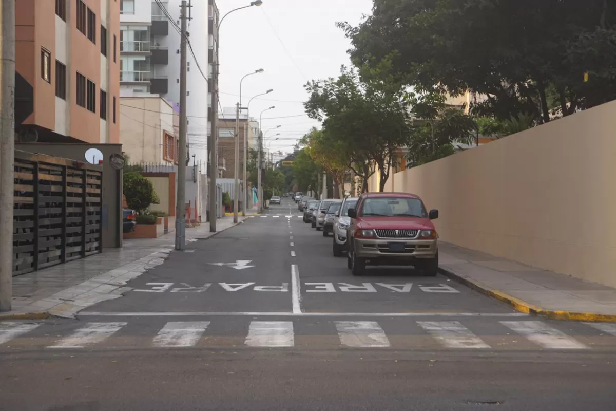 RESTRICCIONES. Los vehículos en Perú pueden circular de 8 a 13.