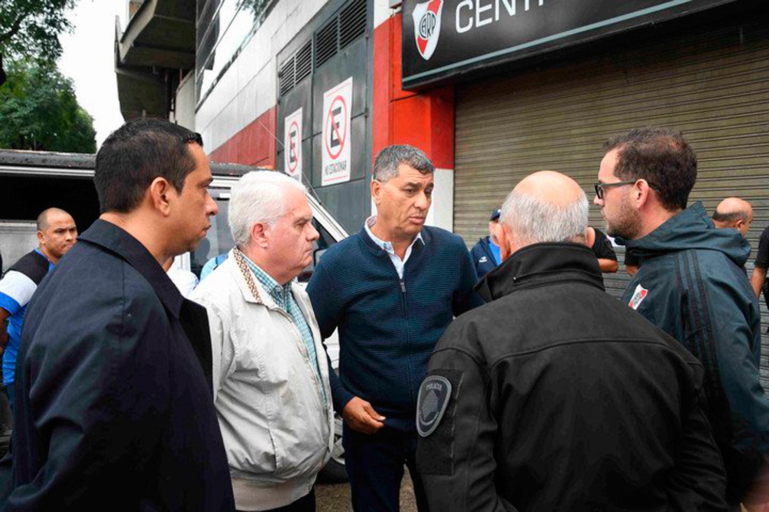 POSTURA. Salvatierra entiende que Atlético AFA debe darle por ganado el partido al “Decano”. LA GACETA / FOTO DE franco vera