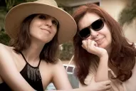 Cristina anunció que regresa al país junto a su hija Florencia