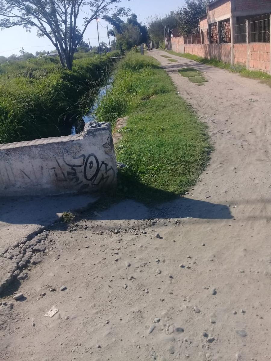 Las calles y los canales en Ranchillos.