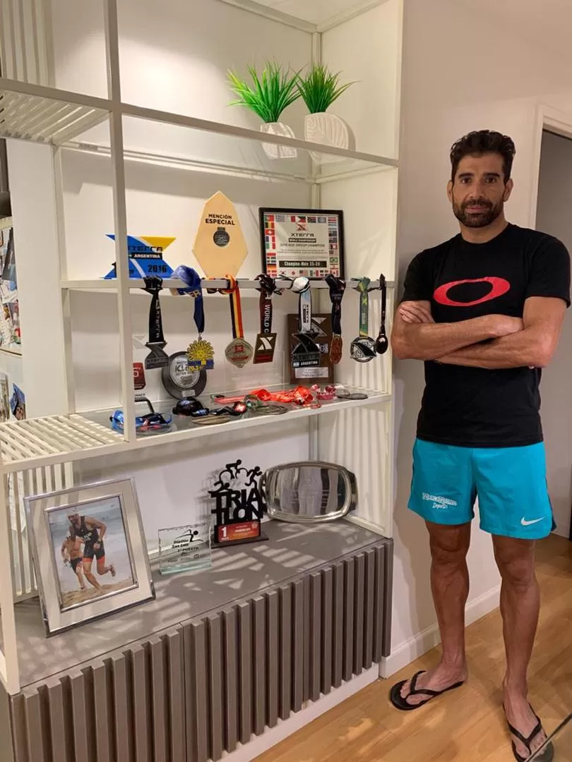 RECUERDOS. Bulacio Sfriso tiene más trofeos, que no suele exhibirlos. credito xxxxxxxx