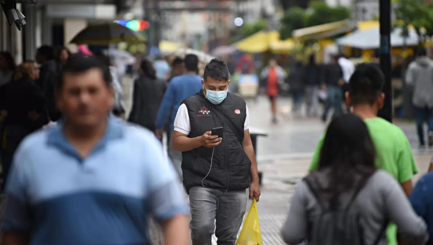 En qué casos se debe usar barbijo, según la OMS