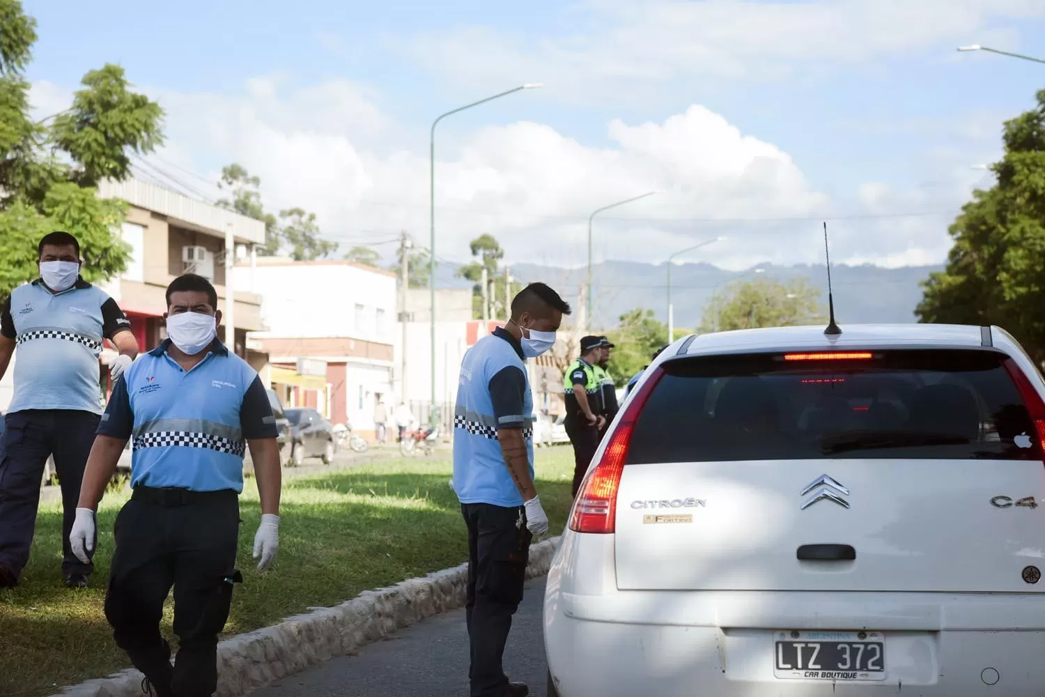 PREVENCIÓN. Los controles que se realizan diariamente en Yerba Buena. LA GACETA/FOTO DE ANALÍA JARAMILLO