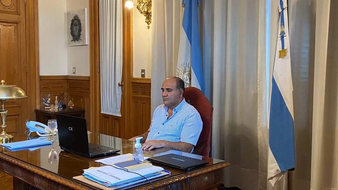 CONVERSACIÓN. Manzur participa de la videoconferencia con el Presidente. COMUNICACIÓN PÚBLICA