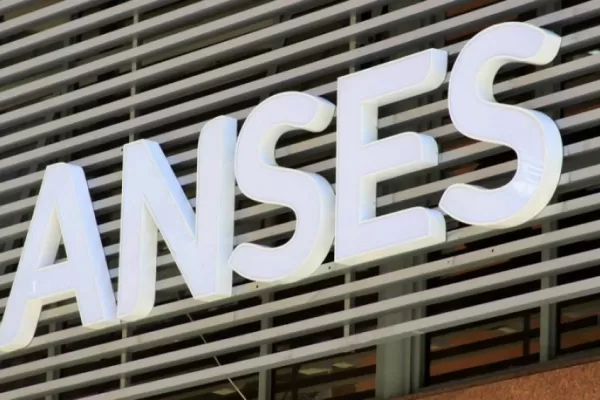 Mañana cobran los jubilados cuyos haberes superen los $ 18.952 y DNI finalizados en 2 y en 3