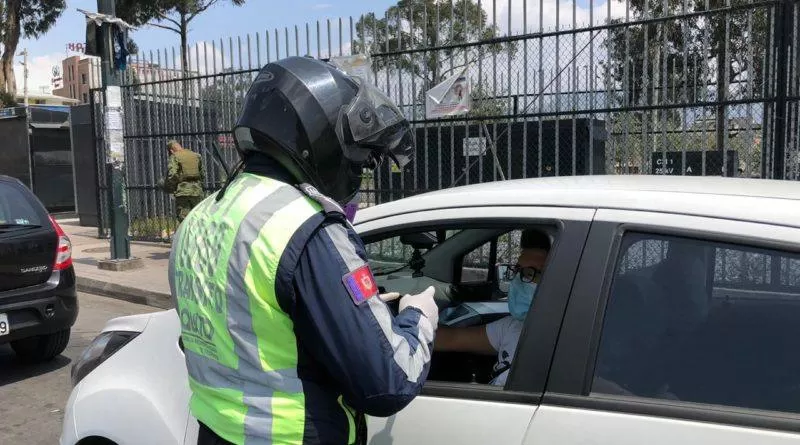 Operativos para controlar la cuarentena en Ecuador.