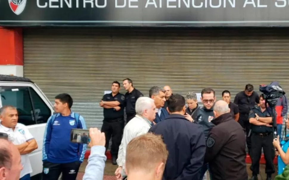 ESTADIO CERRADO. Aunque Atlético nunca pidió oficialmente los puntos del partido contra River, pretende que se cumpla el reglamento estipulado para estos casos.  