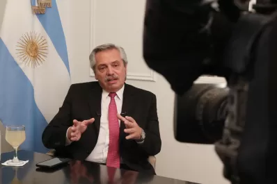 Según The New York Times, Alberto crece en las encuestas por la gestión de la pandemia