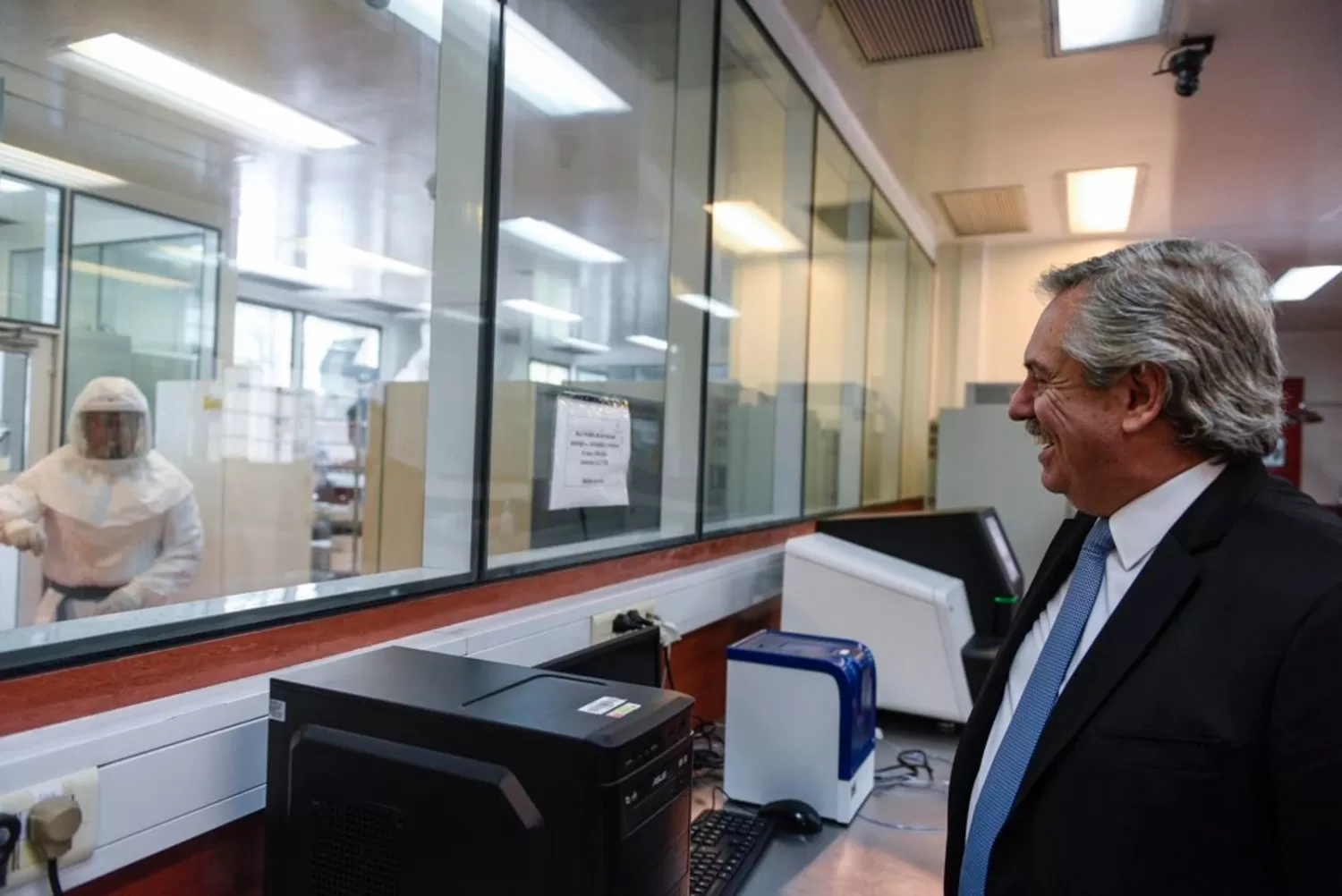 CORONAVIRUS. Alberto Fernández visitó el Instituto Malbrán.