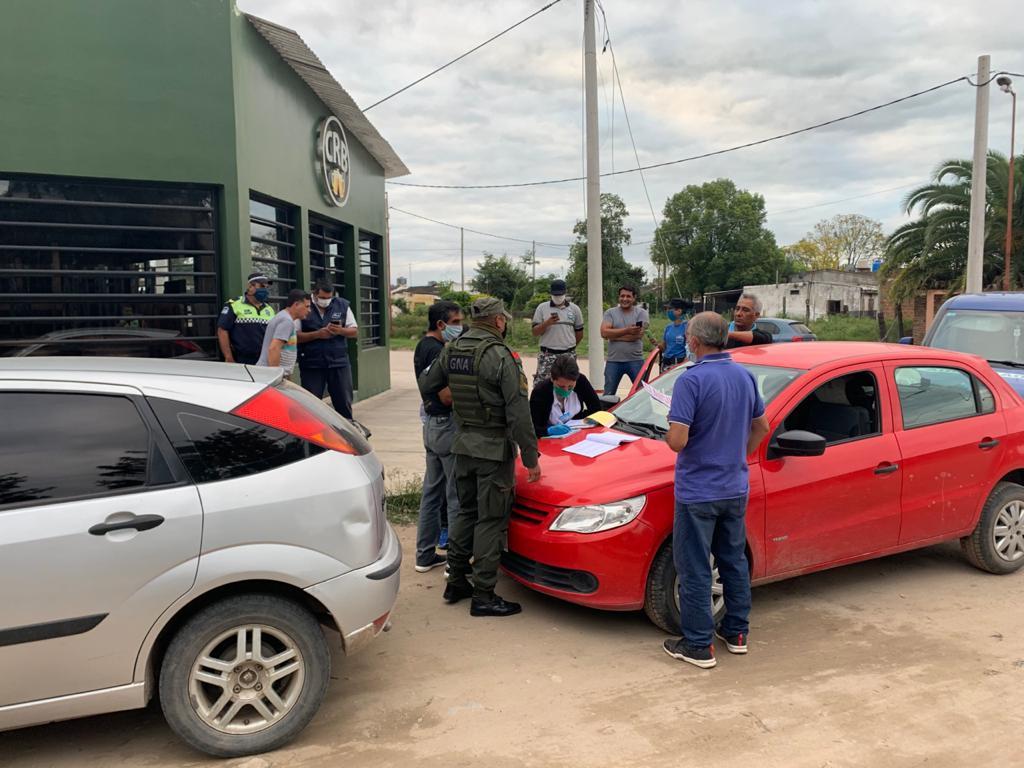 ALERTA. La clausura de una cervecería en Juan Bautista Alberdi movilizó a las autoridades.