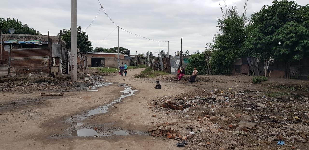 SILENCIO ABSOLUTO. Los vecinos del barrio prefirieon no hablar por temor a sufrir represalias.