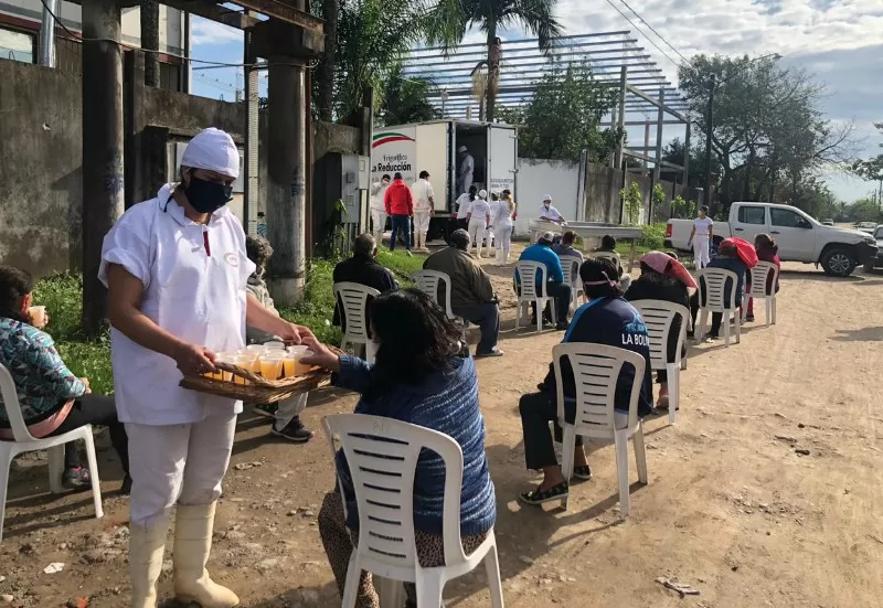 Un frigorífico de Lules regala carne a los vecinos para paliar la crisis