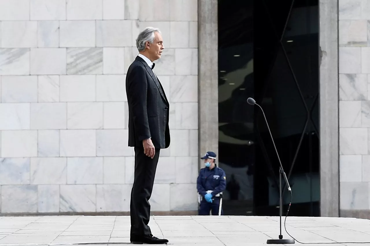 La imagen de Bocelli que dio vuelta al mundo. REUTERS