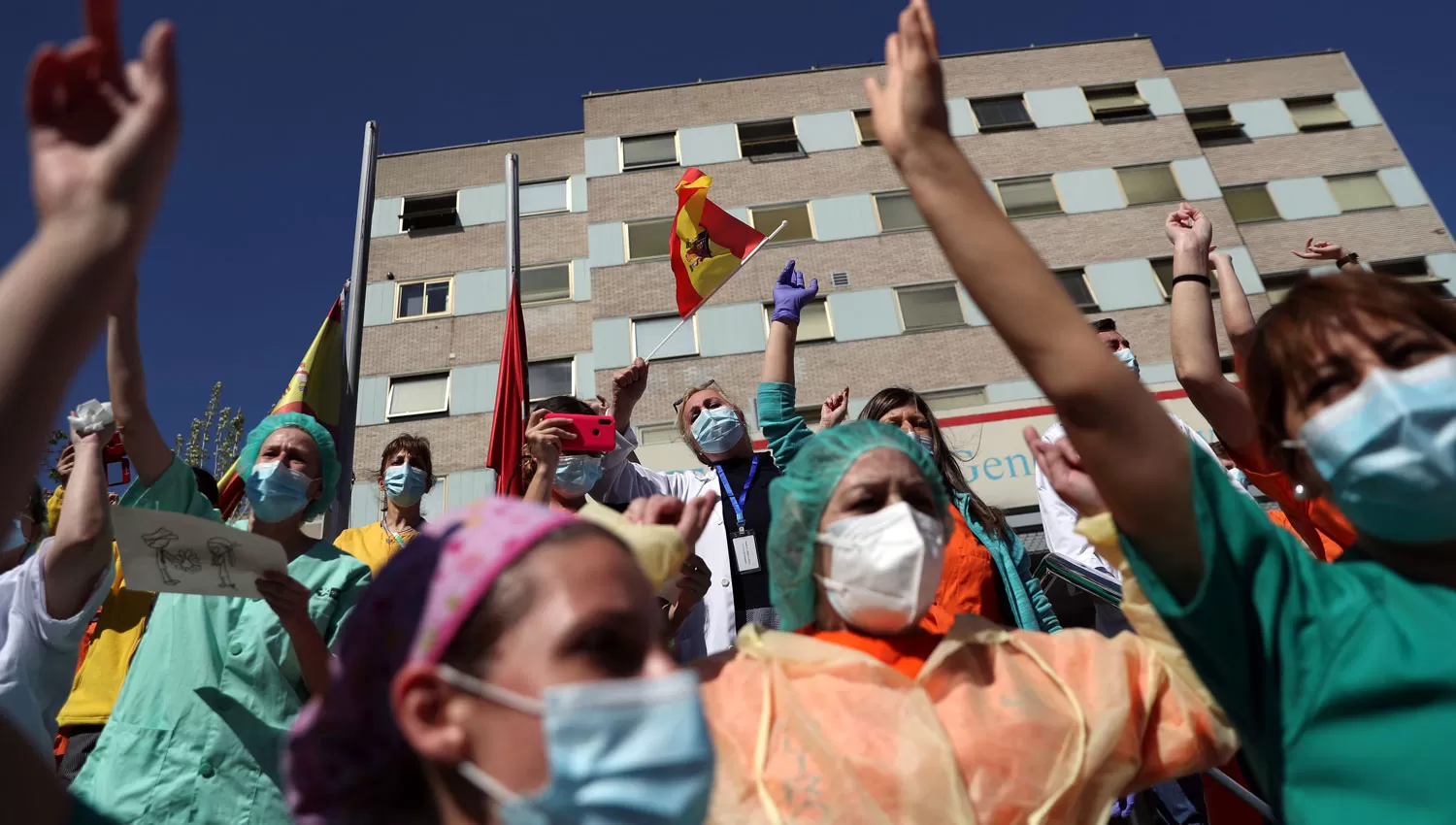 SEGURIDAD. Eso es lo que piden los médicos en España. REUTERS