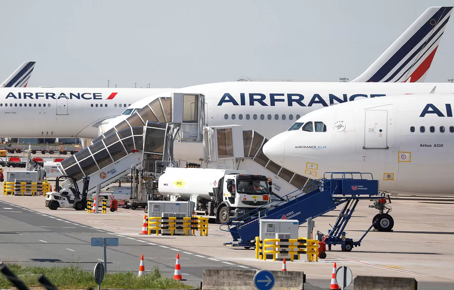 UN DÍA MÁS. El avión baleado de Air France quedó fuera de servicio. La empresa envió otra aeronave. REUTERS